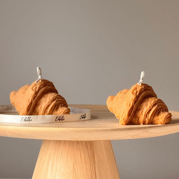 Canadian Croissant Sculptural Soy Candle – Bougie Soja Croissant Sculpturale Fait au Canada