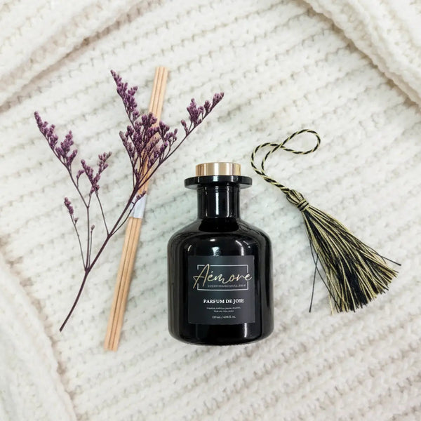 Canadian Fleur Reed Diffuser – Diffuseur à Bâtons Parfum de Joie Fait au Canada