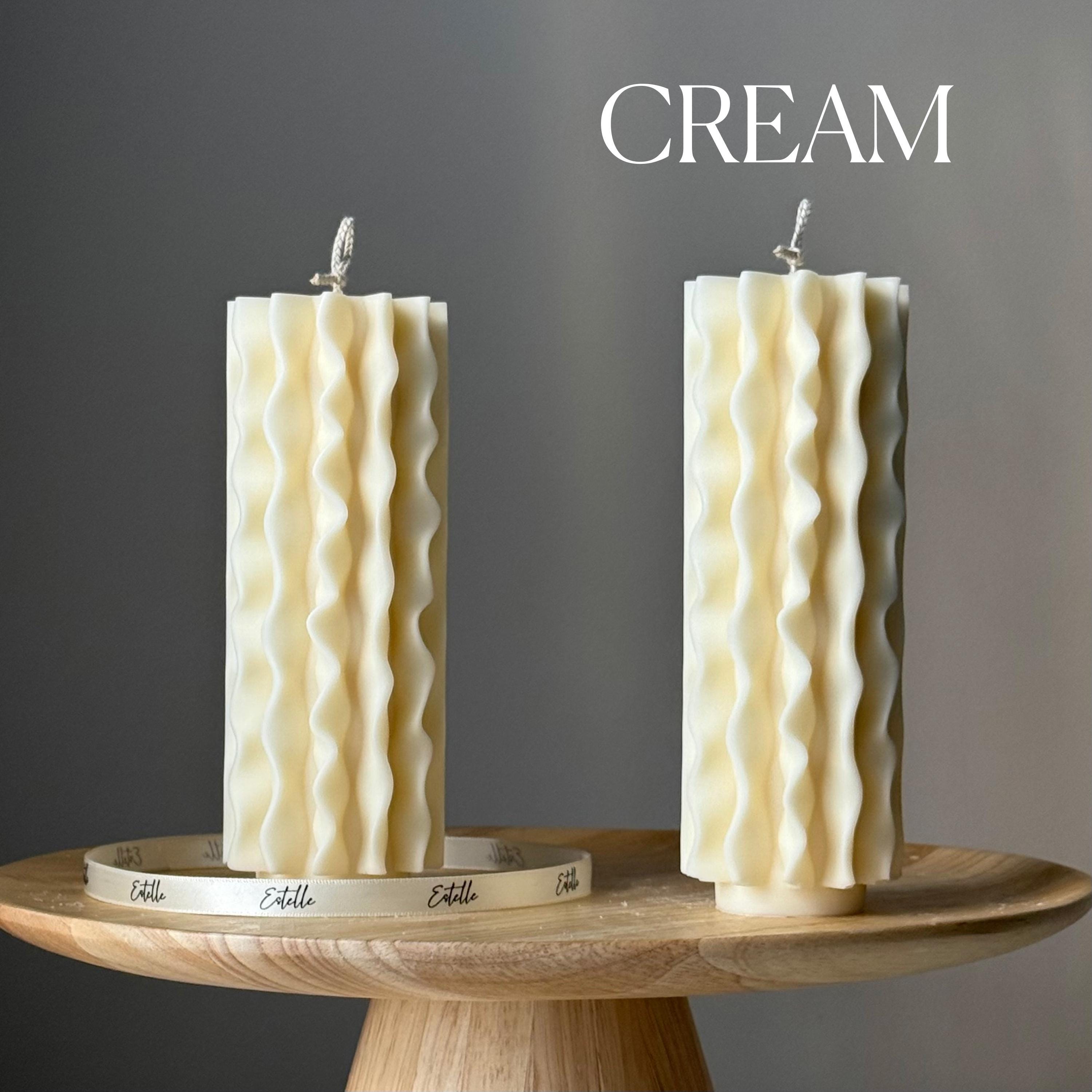 Geometric Soy Pillar Candle — Bougie Pilier de Soja Géométrique