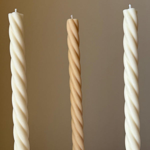 Twisted Spiral Taper Candle — Bougie Conique Torsadée Spirale