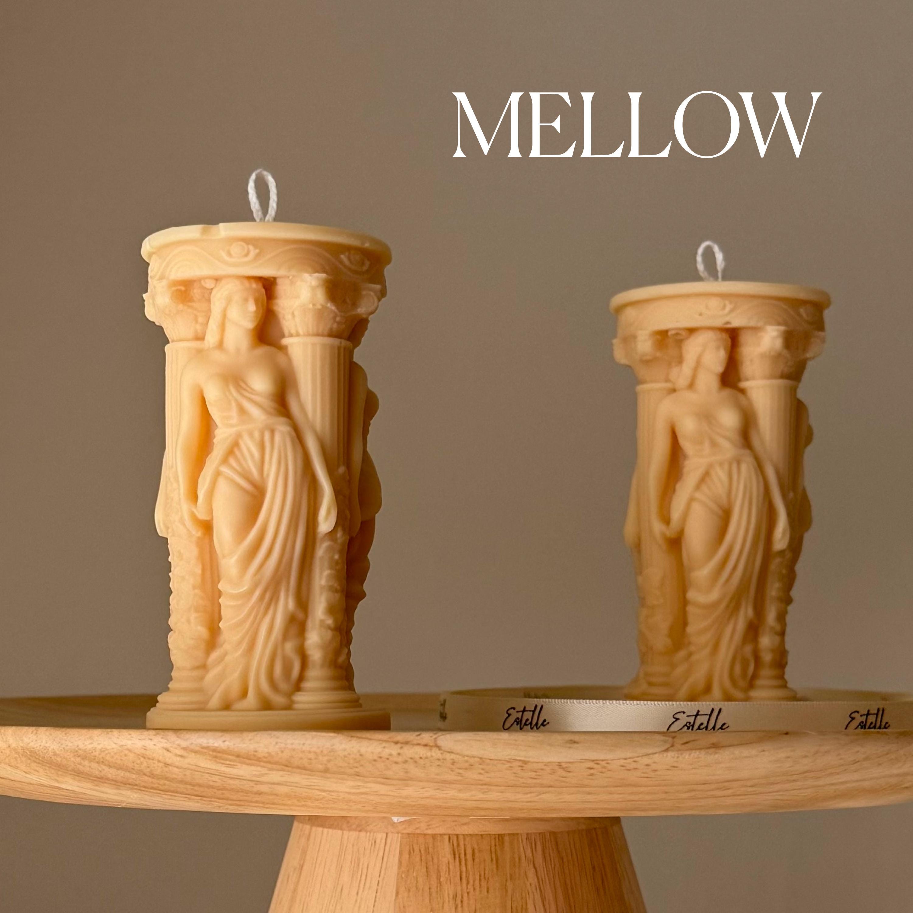 Caryatid Column Soy Candle — Bougie de Soja Colonne Cariatide