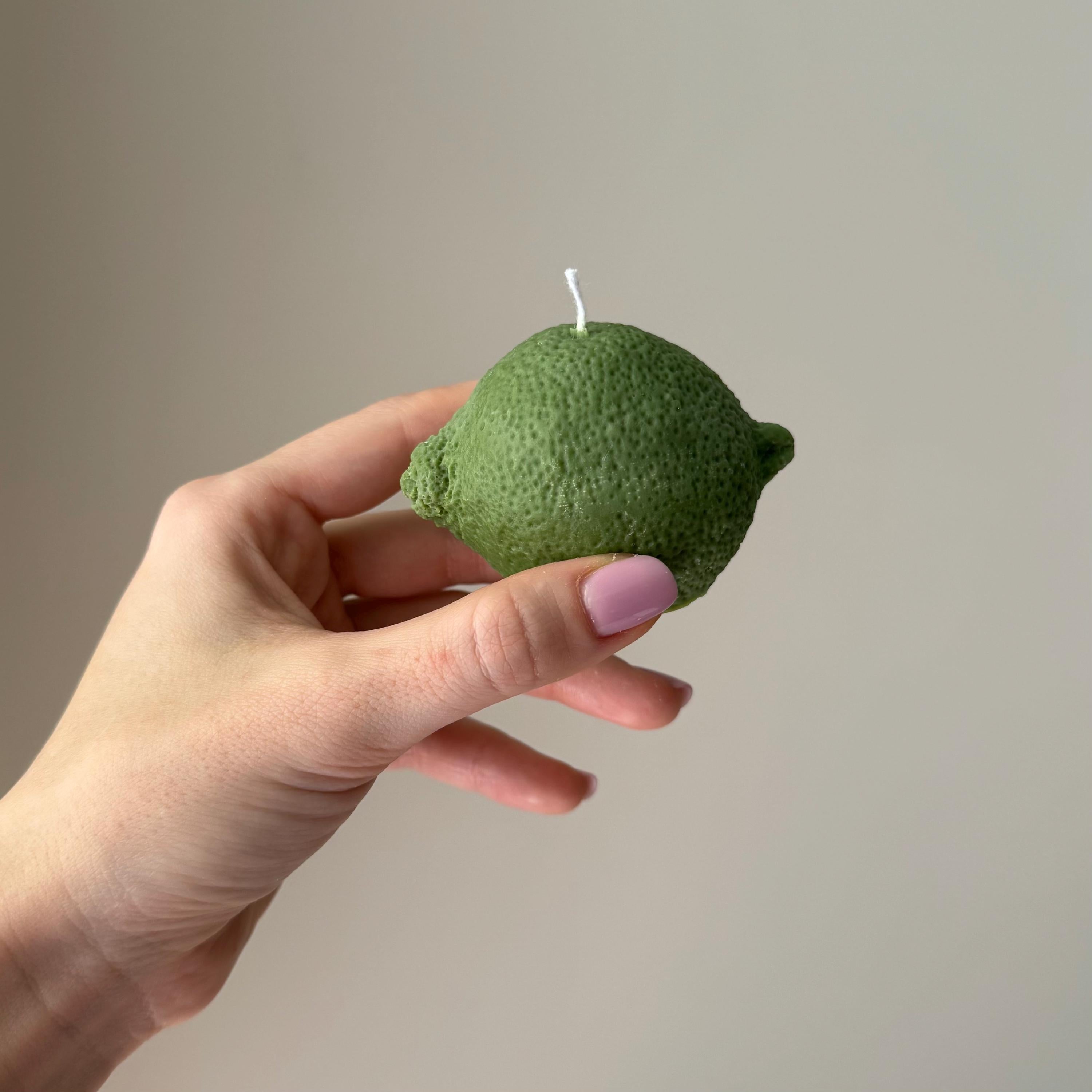 Lime Shaped Soy Candle — Bougie de Soja Forme de Lime