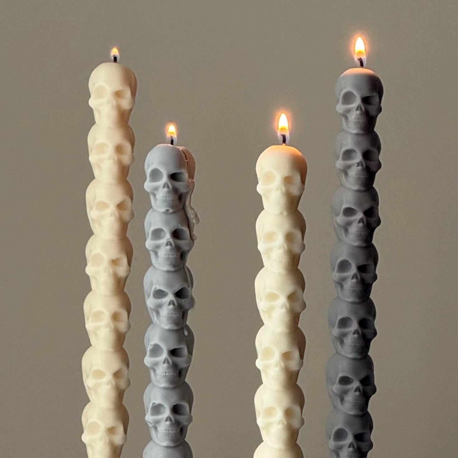 Skull Taper Soy Wax Candle — Bougie Conique Crâne en Soja