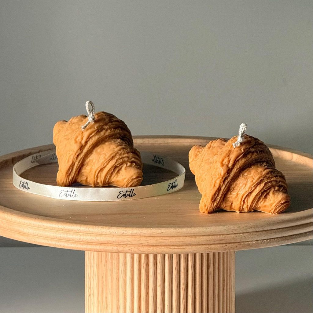 Canadian Croissant Sculptural Soy Candle – Bougie Soja Croissant Sculpturale Fait au Canada