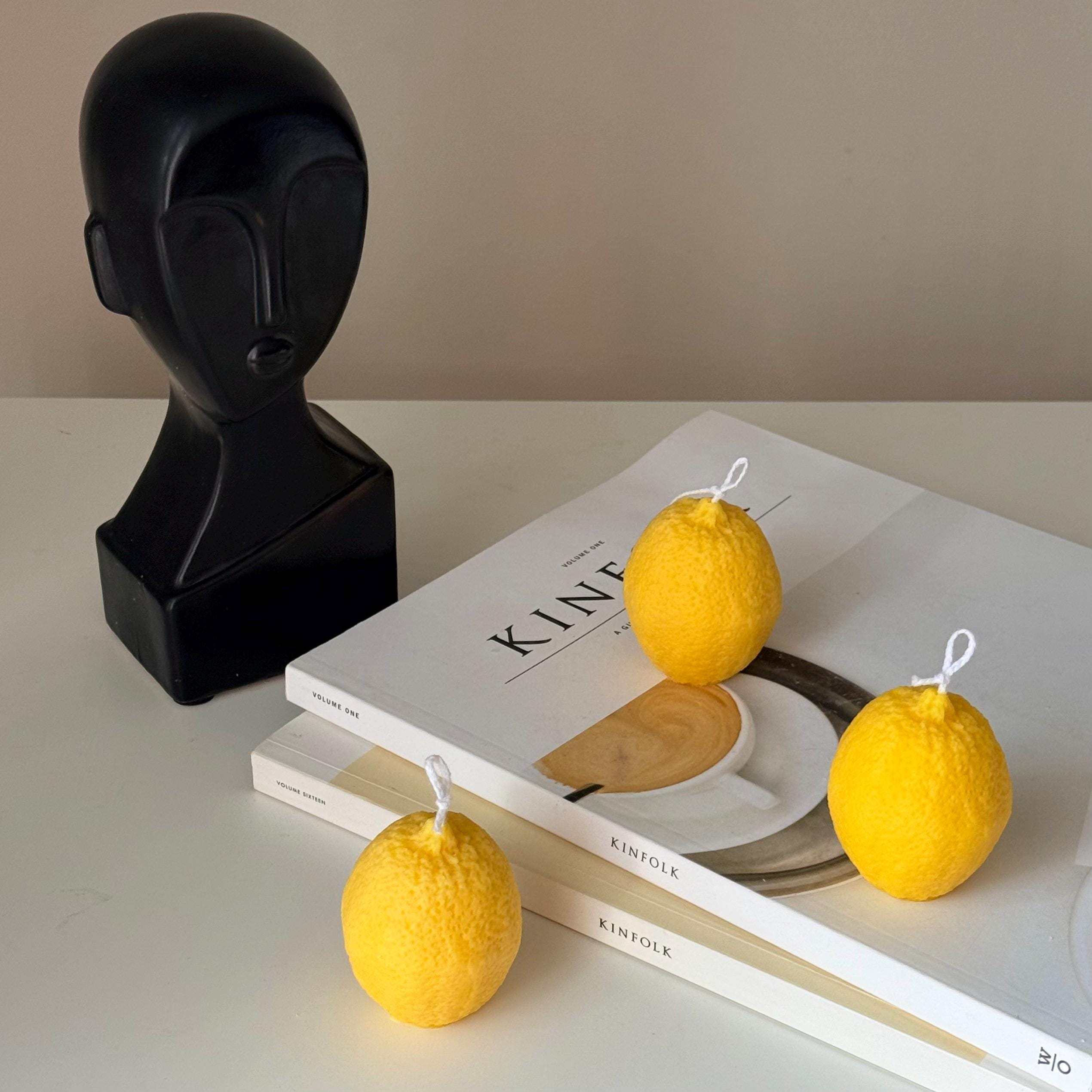Lemon Shaped Soy Wax Candle — Bougie de Soja en Forme de Citron