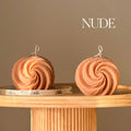 Ribbed Swirl Ball Soy Candle — Bougie de Soja Boule Côtelée