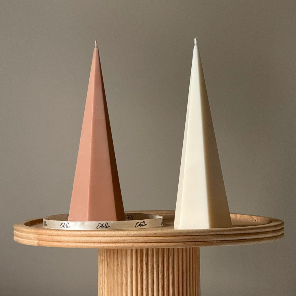 Conical Obelisk Soy Pillar Candle — Bougie Pilier de Soja Obélisque Conique