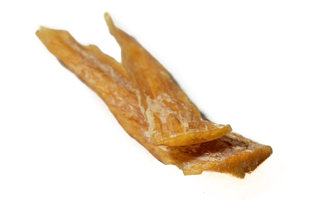 Oh Canada Gifts natural beef tendon dog chew, a single-ingredient dried treat for dental health.