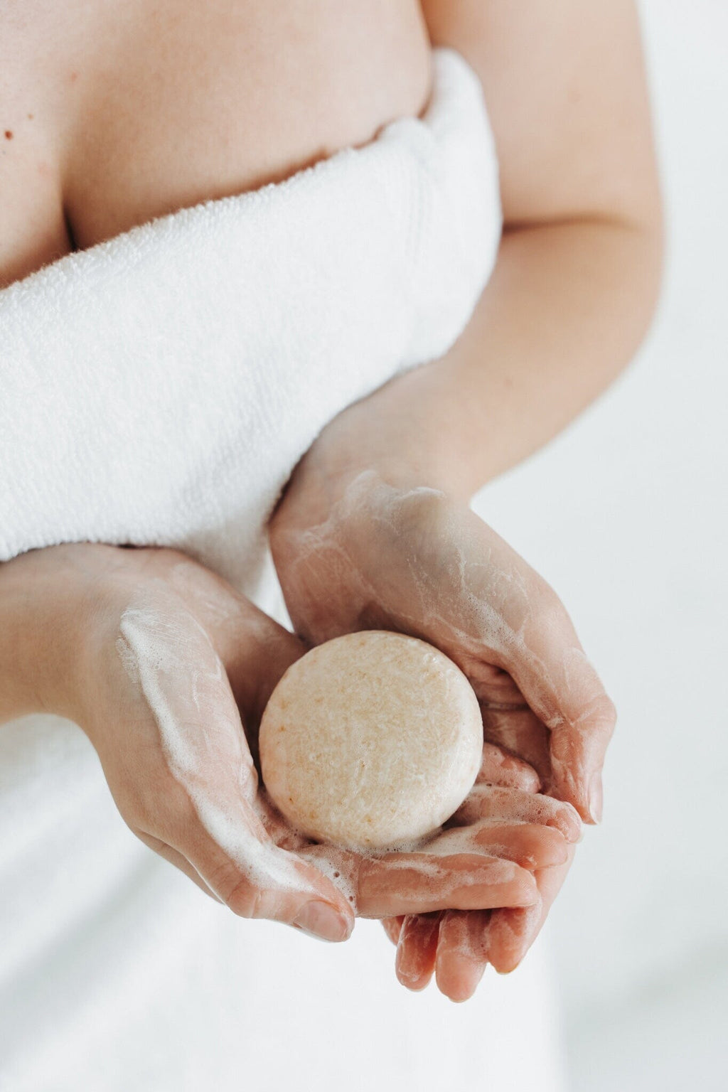 Cedar + Patchouli Shampoo Bar — Barre Shampoing Cèdre + Patchouli