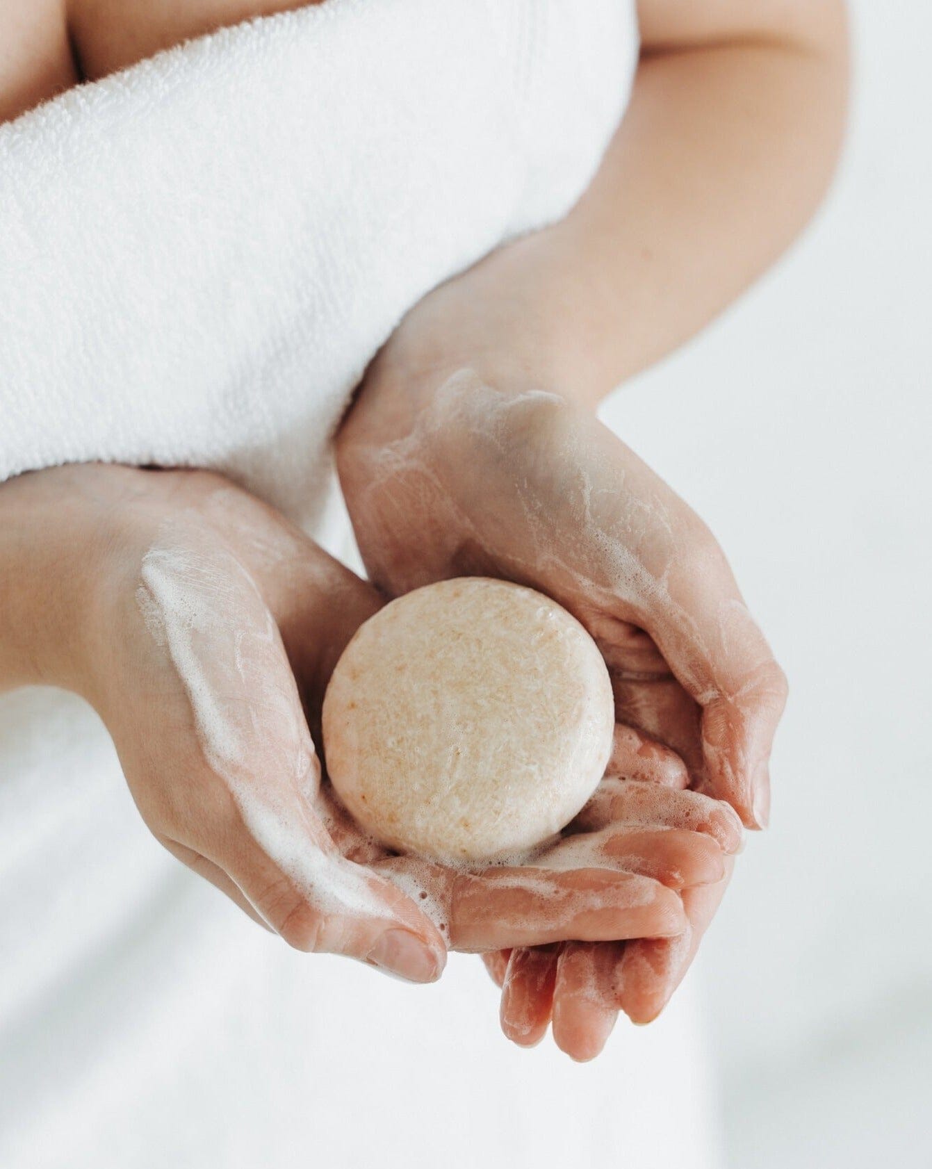 Sweet Orange + Grapefruit Shampoo Bar — Barre Shampoing Orange Douce + Pamplemousse